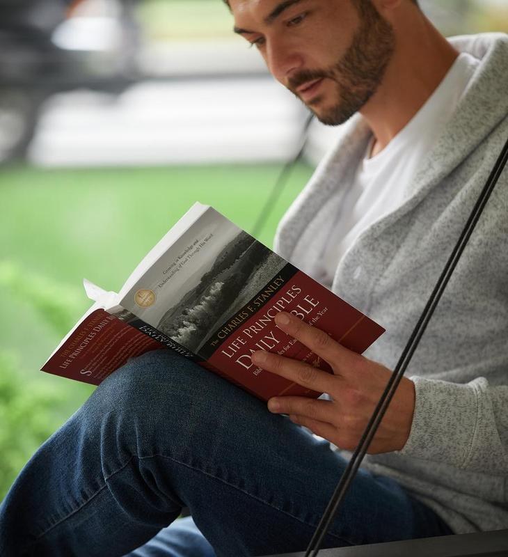 Life Principles Daily Bible